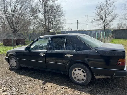 Mercedes-Benz E 230 1991 года за 1 100 000 тг. в Алматы – фото 2