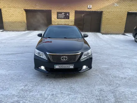 Toyota Camry 2013 года за 10 500 000 тг. в Семей – фото 2