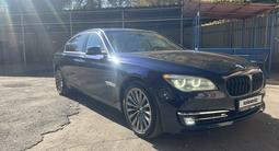 BMW 740 2012 года за 9 500 000 тг. в Алматы – фото 2