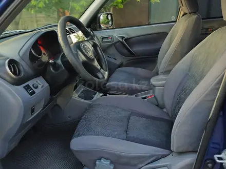 Toyota RAV4 2002 года за 4 500 000 тг. в Алматы – фото 18