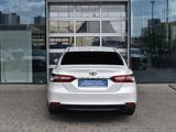 Toyota Camry 2019 года за 14 890 000 тг. в Астана – фото 4