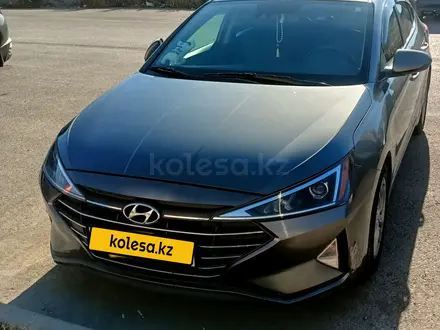 Hyundai Elantra 2019 года за 9 100 000 тг. в Актобе