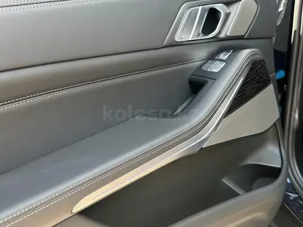 BMW X7 2021 года за 54 500 000 тг. в Караганда – фото 32