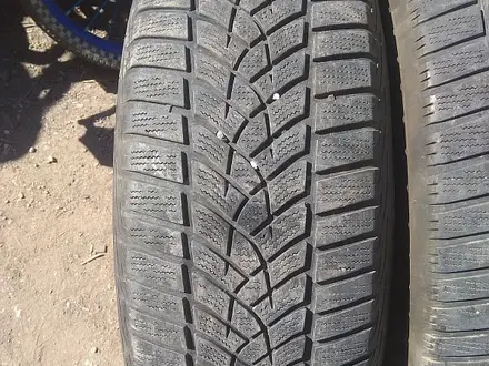 Шины 215/60 R16: две шины — "GoodYear Ultra Grip Performance" (Ге за 100 000 тг. в Астана – фото 7