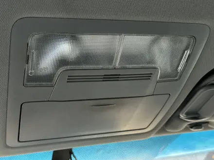 Toyota Camry 2016 года за 8 500 000 тг. в Атырау – фото 22