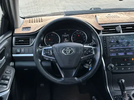 Toyota Camry 2016 года за 8 500 000 тг. в Атырау – фото 6