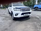 Toyota Hilux 2016 года за 13 500 000 тг. в Актобе – фото 3