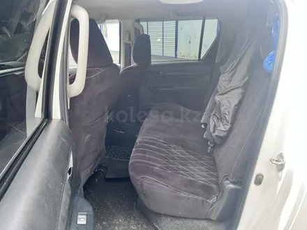 Toyota Hilux 2016 года за 13 500 000 тг. в Актобе – фото 7