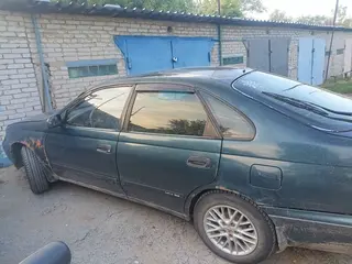 Toyota Carina E