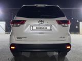 Toyota Highlander 2018 года за 16 000 000 тг. в Караганда – фото 4