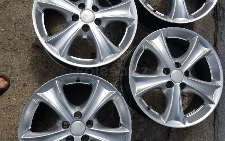 Диски литьё R16 5x100 J7 et35 за 100 000 тг. в Усть-Каменогорск