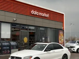 Mercedes-Benz C 300