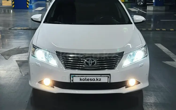 Toyota Camry 2013 года за 10 500 000 тг. в Шымкент