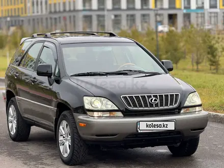 Lexus RX 300 2001 года за 6 100 000 тг. в Астана – фото 2