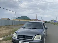 Opel Vectra, 2004