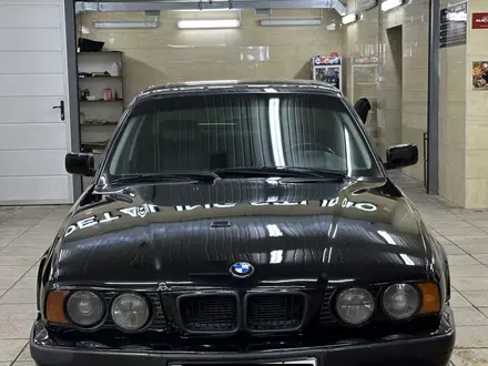 BMW 525 1995 года за 3 200 000 тг. в Шымкент