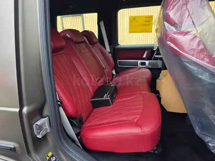 Mercedes-Benz G 63 AMG 4MATIC 2025 года за 154 000 000 тг. в Алматы – фото 8