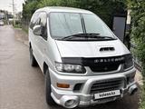 Mitsubishi Delica 2000 года за 3 500 000 тг. в Алматы
