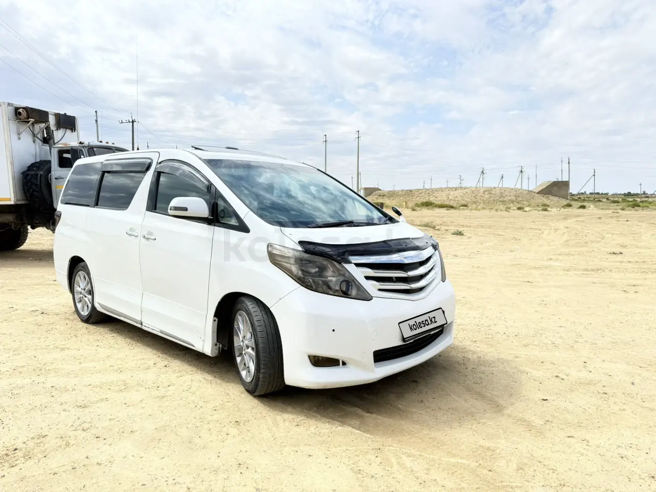 Toyota Alphard, 2009