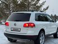 Volkswagen Touareg 2005 годаfor6 700 000 тг. в Алматы – фото 11