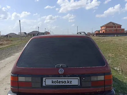 Volkswagen Passat 1993 года за 1 700 000 тг. в Караганда – фото 2