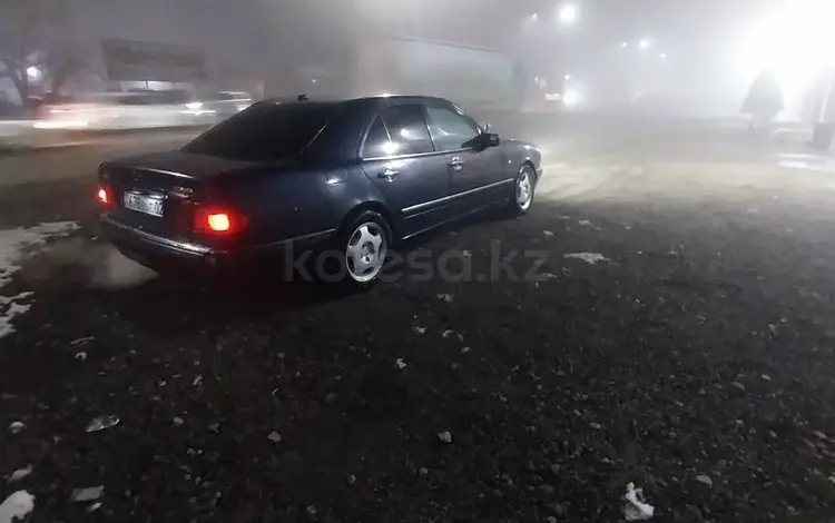 Mercedes-Benz E 320 1998 годаүшін2 500 000 тг. в Алматы