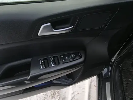 Kia Sportage 2018 года за 10 400 000 тг. в Караганда – фото 13