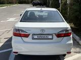 Toyota Camry 2017 года за 13 500 000 тг. в Шымкент – фото 5