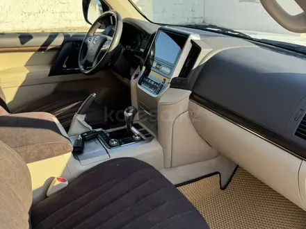 Toyota Land Cruiser 2021 года за 32 000 000 тг. в Актау – фото 11