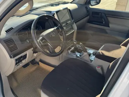 Toyota Land Cruiser 2021 года за 32 000 000 тг. в Актау – фото 24