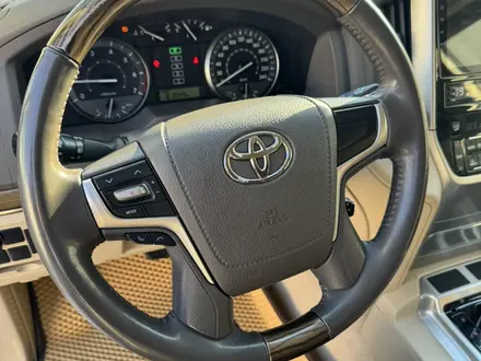Toyota Land Cruiser 2021 года за 32 000 000 тг. в Актау – фото 27