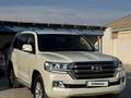 Toyota Land Cruiser 2021 года за 32 000 000 тг. в Актау