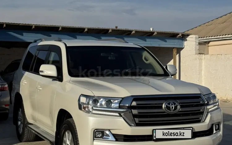 Toyota Land Cruiser 2021 года за 32 000 000 тг. в Актау