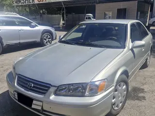 Toyota Camry, 2000