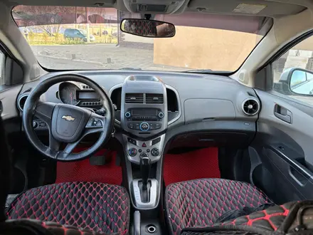 Chevrolet Aveo 2012 года за 2 700 000 тг. в Уральск – фото 6