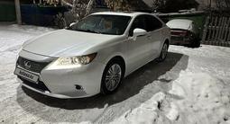 Lexus ES 250 2014 года за 9 354 000 тг. в Астана – фото 2