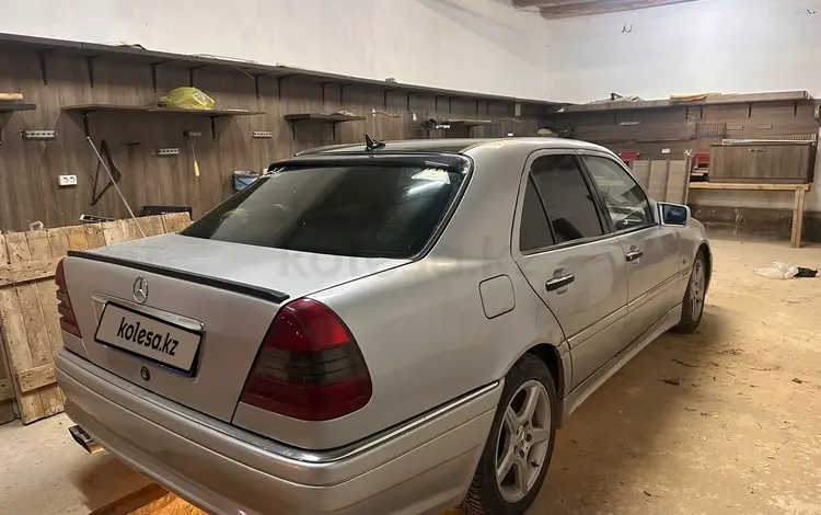 Mercedes-Benz C 180 1994 годаfor3 000 000 тг. в Актау