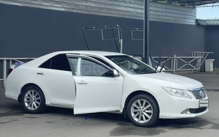 Toyota Camry 2013 года за 8 800 000 тг. в Шымкент