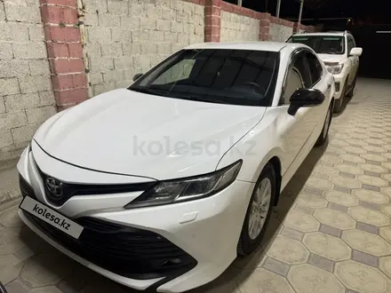 Toyota Camry 2018 года за 12 300 000 тг. в Тараз – фото 3
