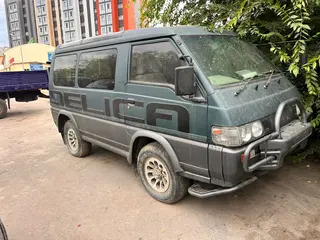 Mitsubishi Delica