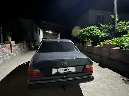 Mercedes-Benz E 260 1992 года за 900 000 тг. в Алматы – фото 8