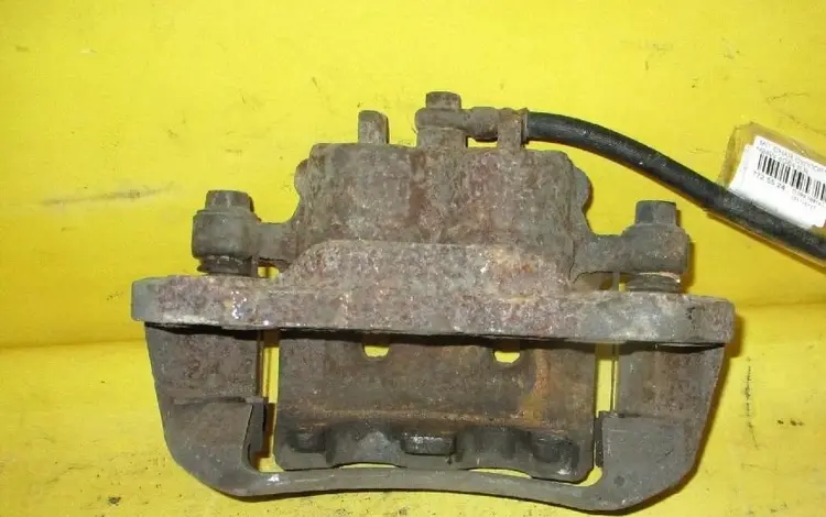 Суппорт тормозной в сборе Mitsubishi Chariot Grandis N84W за 15 000 тг. в Караганда