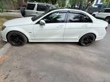 Mercedes-Benz C 200 2010 года за 5 000 000 тг. в Алматы – фото 4