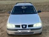 SEAT Cordoba 2000 года за 600 000 тг. в Уральск – фото 2