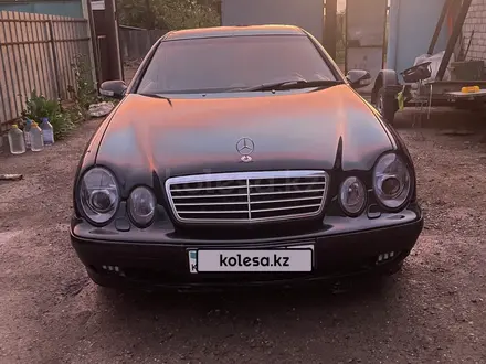 Mercedes-Benz CLK 320 2000 года за 3 200 000 тг. в Алматы – фото 14