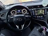 Toyota Camry 2018 годаүшін15 500 000 тг. в Караганда – фото 4