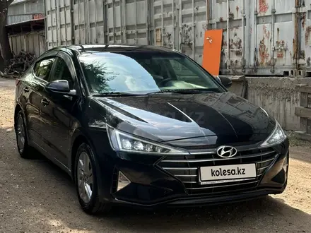 Hyundai Elantra 2019 года за 7 900 000 тг. в Алматы