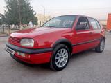 Volkswagen Golf 1995 годаfor1 250 000 тг. в Тараз