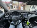 Toyota Camry 2020 года за 11 000 000 тг. в Алматы – фото 6