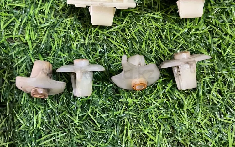 Крепления бампера mazda mpv за 4 000 тг. в Караганда